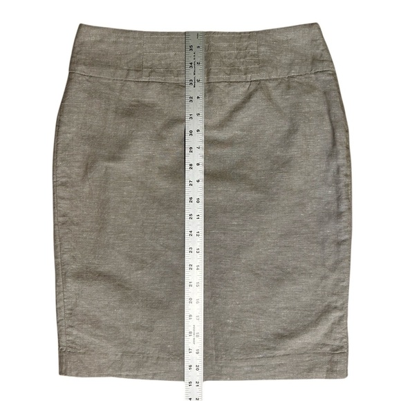 BANANA REPUBLIC Beige Linen/Cotton Short Pencil Skirt sz 4 Lined Back Slit - Picture 4 of 9